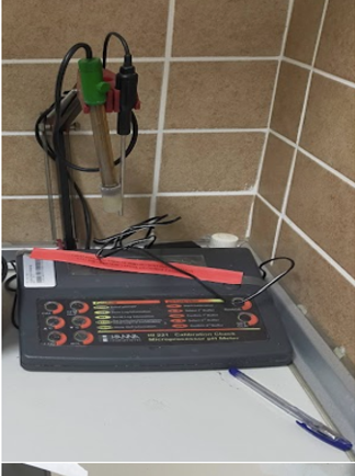 pH METRE