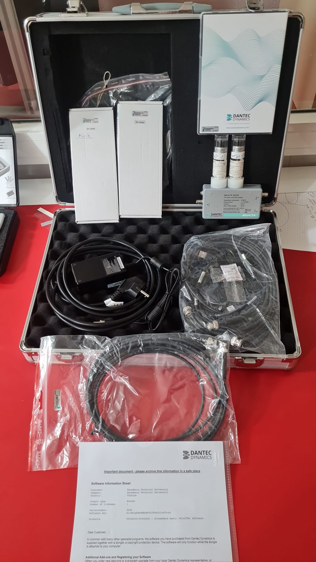 Hot-Wire Anemometre