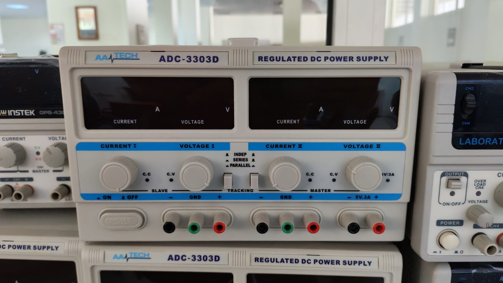 Ayarlanabilir DC Güç Kaynağı
