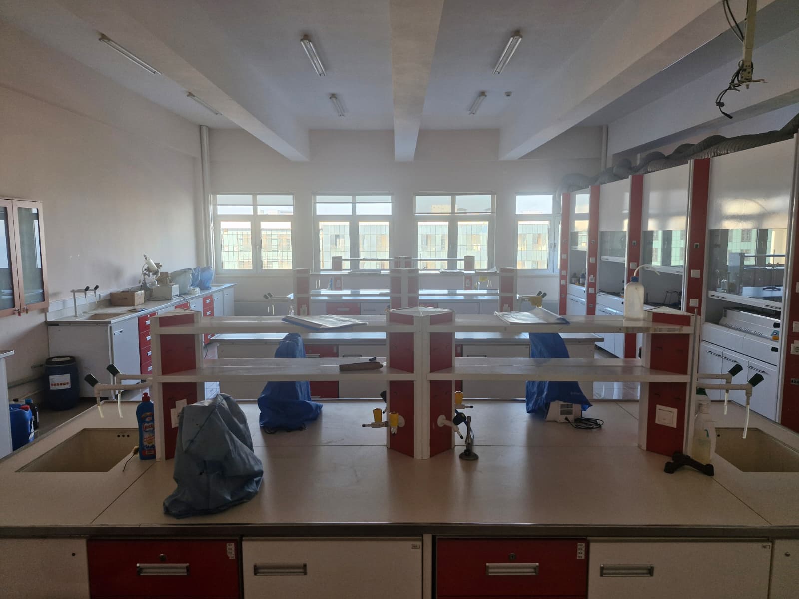 Farmakognozi Öğrenci Laboratuvarı
