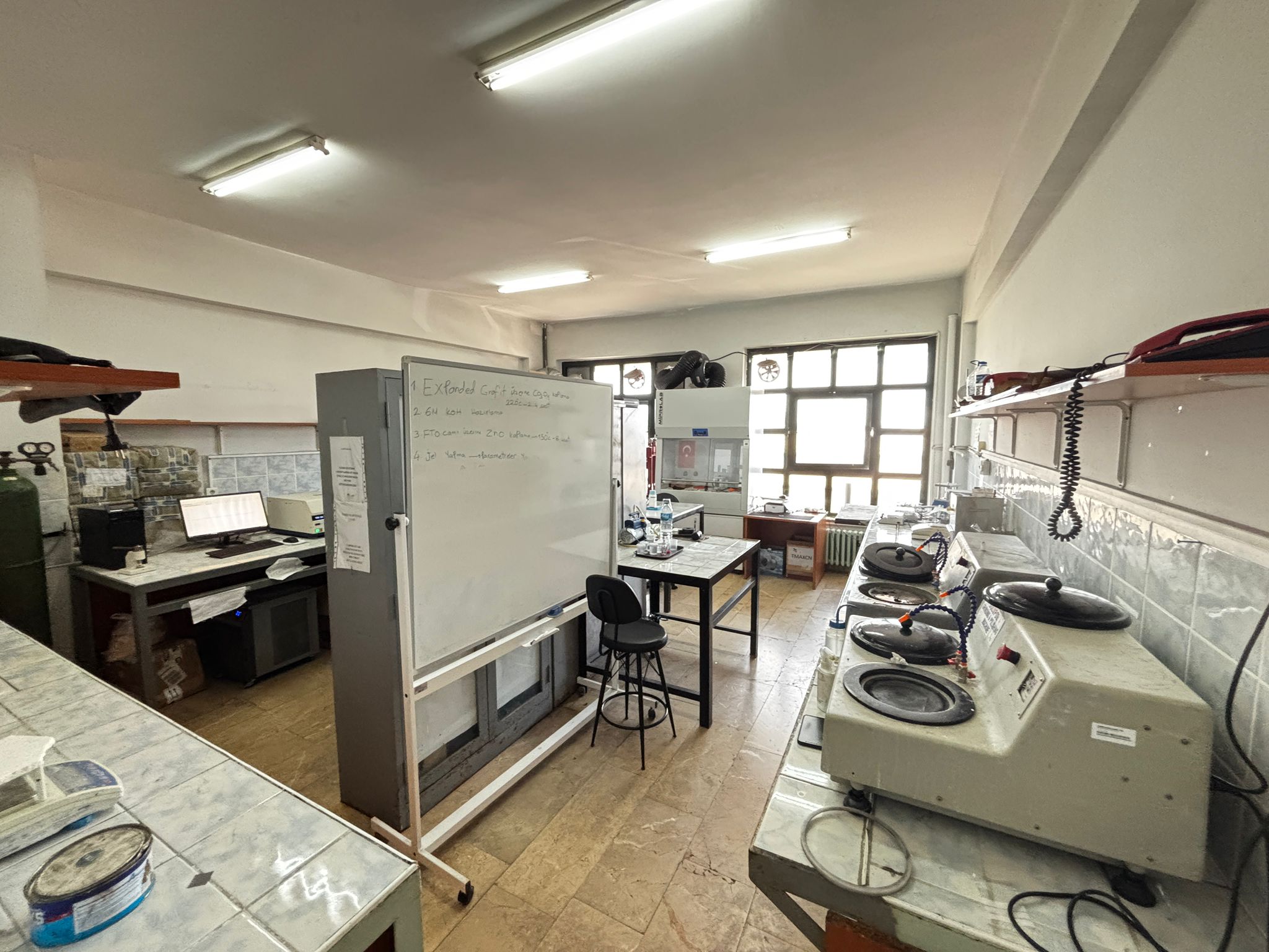 Metalografi ve Termal Analiz Laboratuvarı