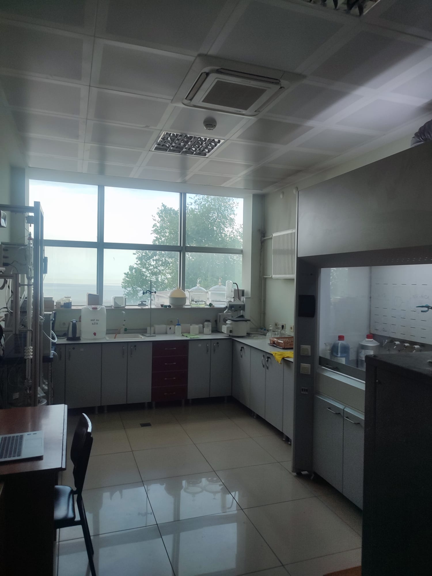 Organik Kimya Araştırma Laboratuvarı - 204