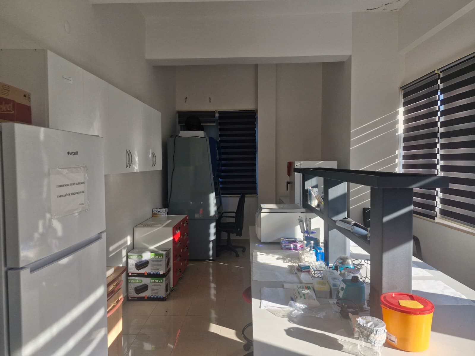 Farmasötik Mikrobiyoloji Araştırma Laboratuvarı